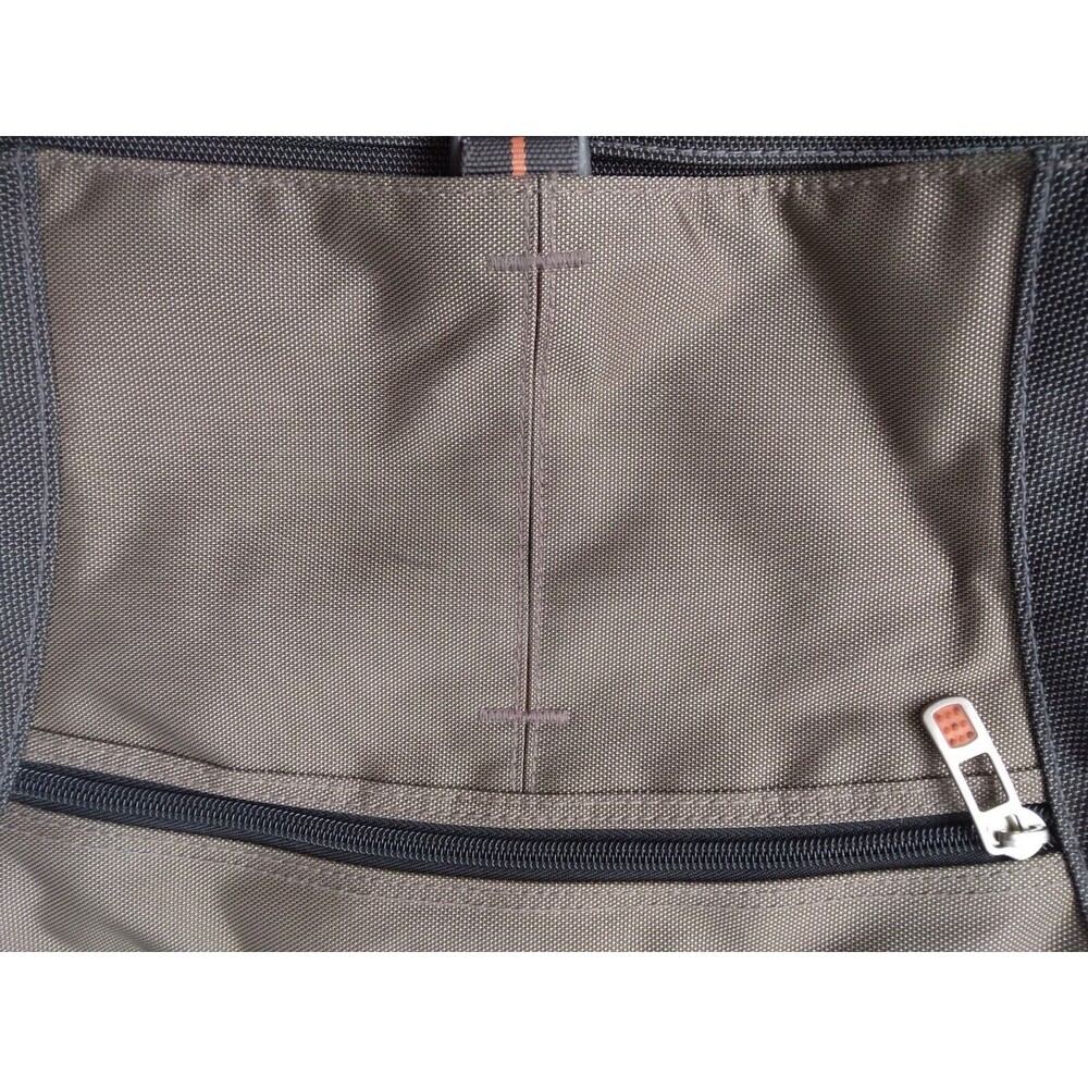 Eddie Bauer Laptop Messenger Bag Adjustable Shoulder Strap Zip Pockets Brown - Picture 3 of 11